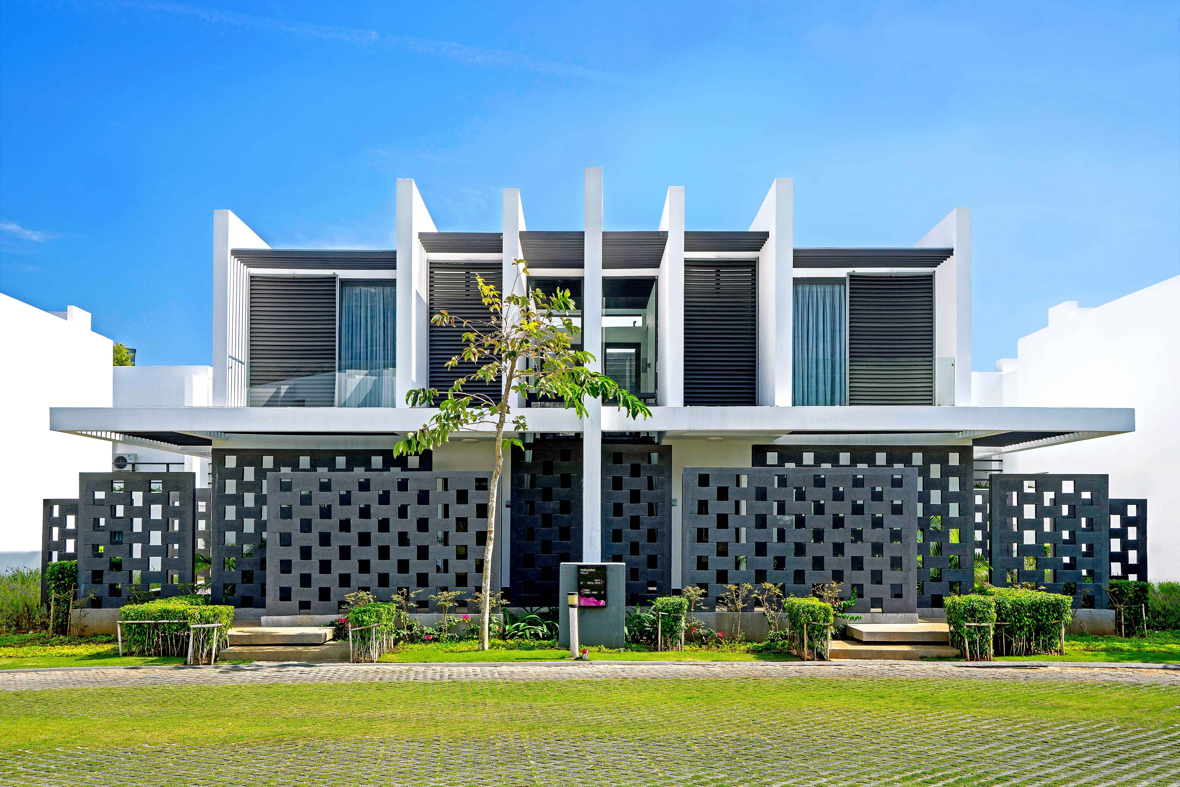 Villa 4 phòng ngủ hướng vườn